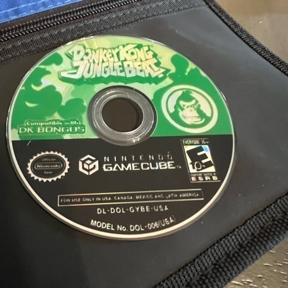 Nintendo GameCube Donkey Kong Jungle Beat Game